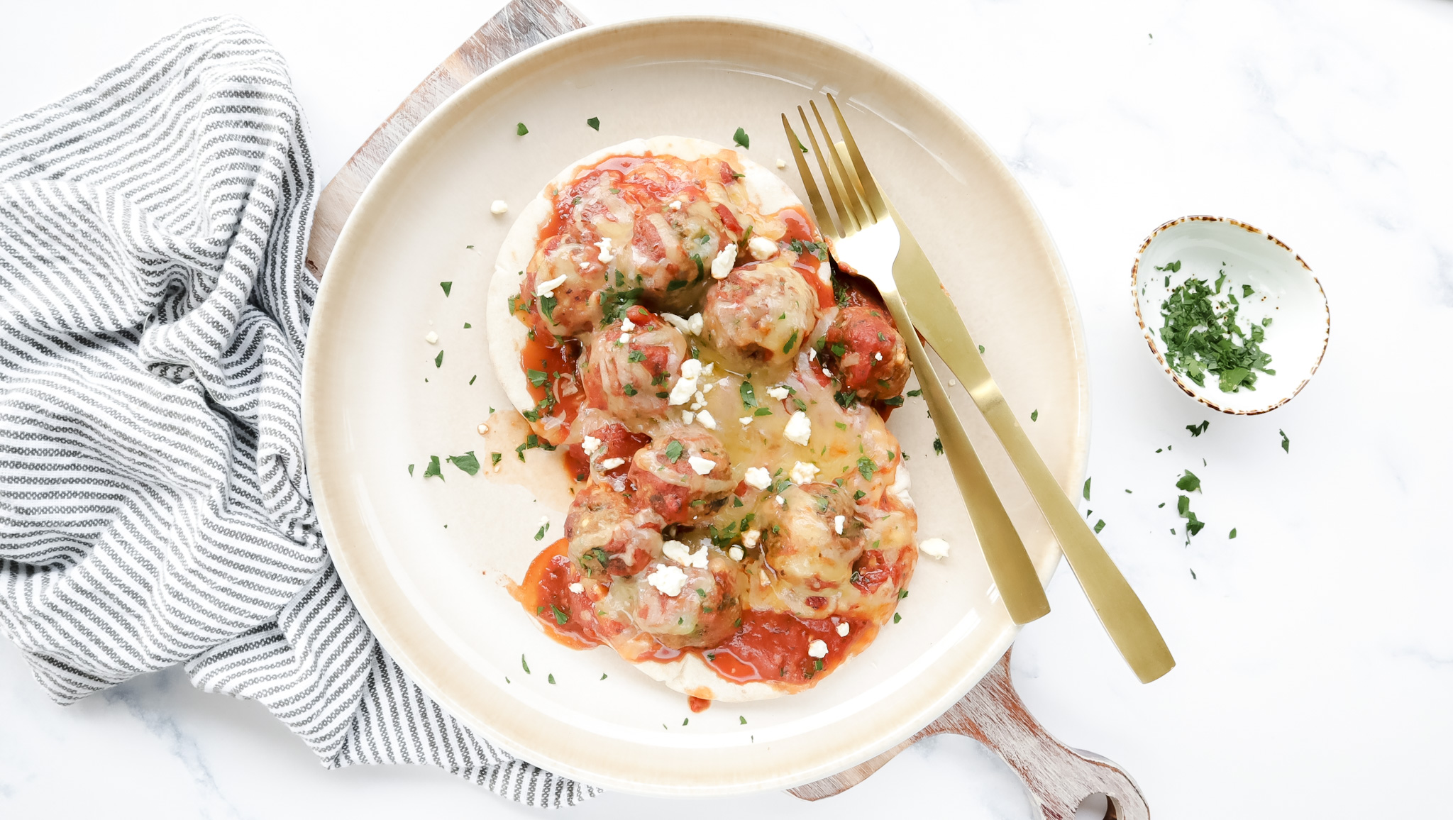 Beef, spinach & feta meatballs with flatbreads recipe