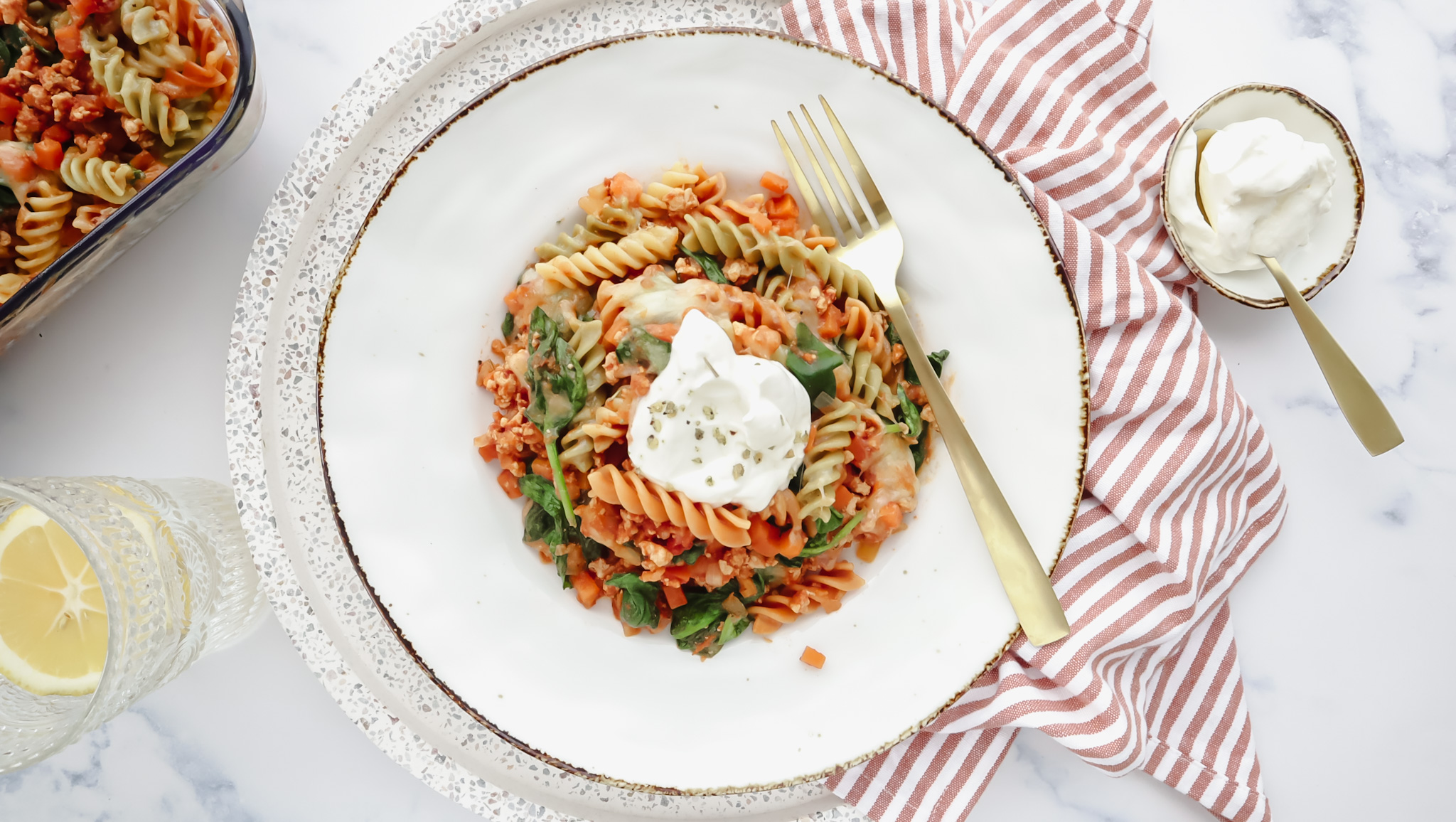 Chicken & spinach pasta bake with tomato & cheese recipe