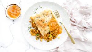 Easy veggie Tikka Masala pie with mango chutney recipe