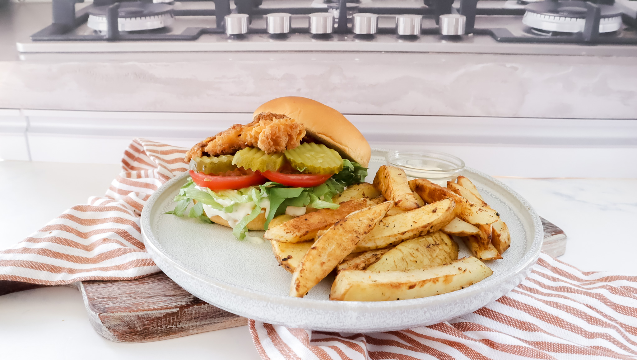 Southern fried chicken burger’s with aioli & potato chips recipe