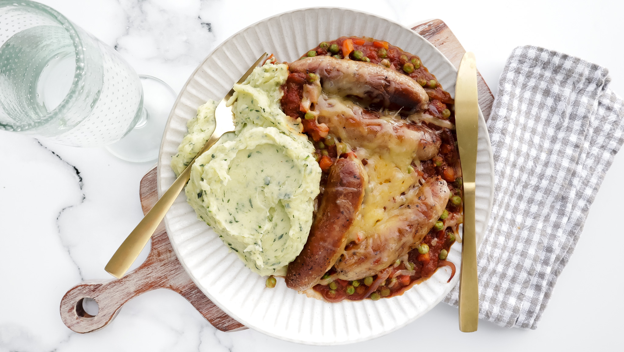 Italian sausages in tomato sauce & cheese with spinach mash recipe