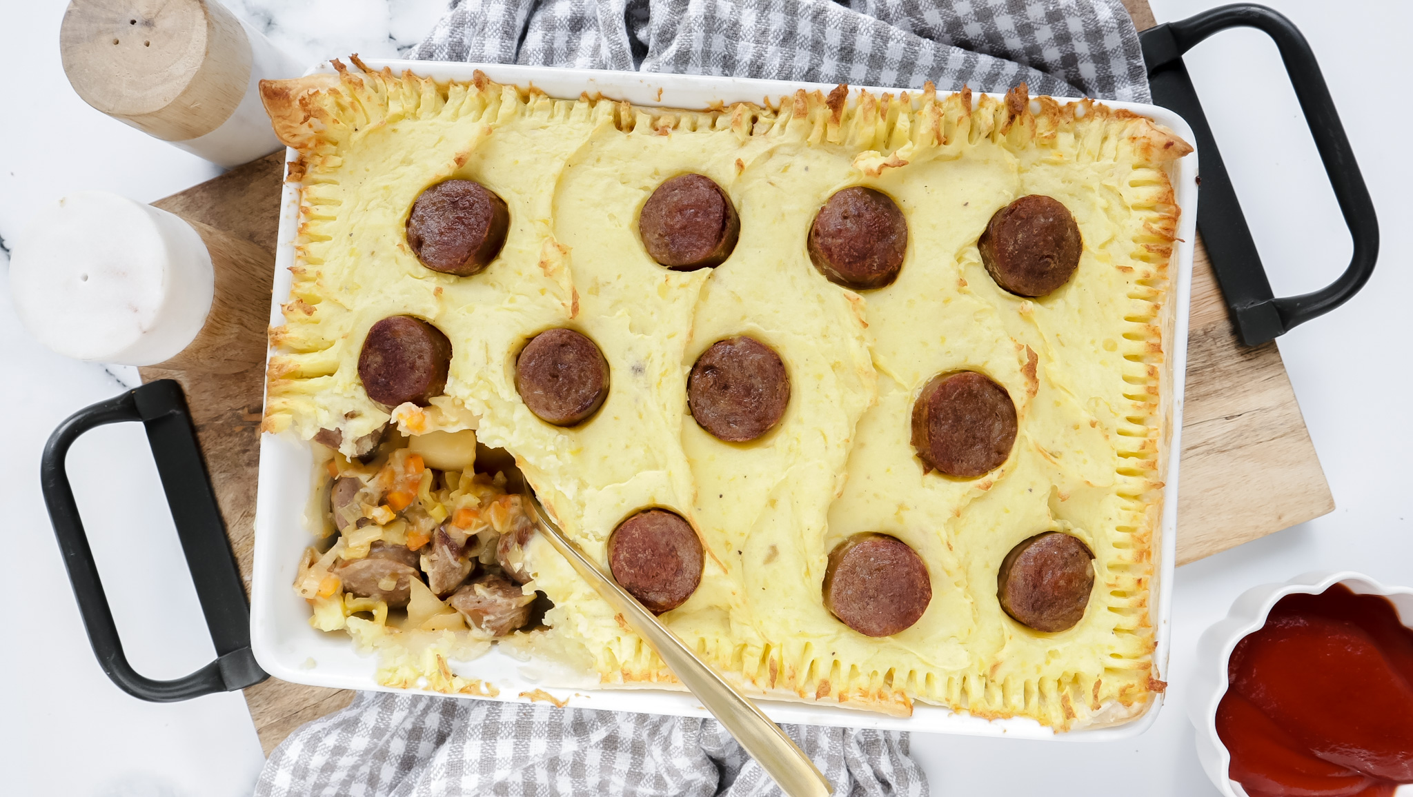 Bangers & mash style pie with creamy leek & apple meal planning
