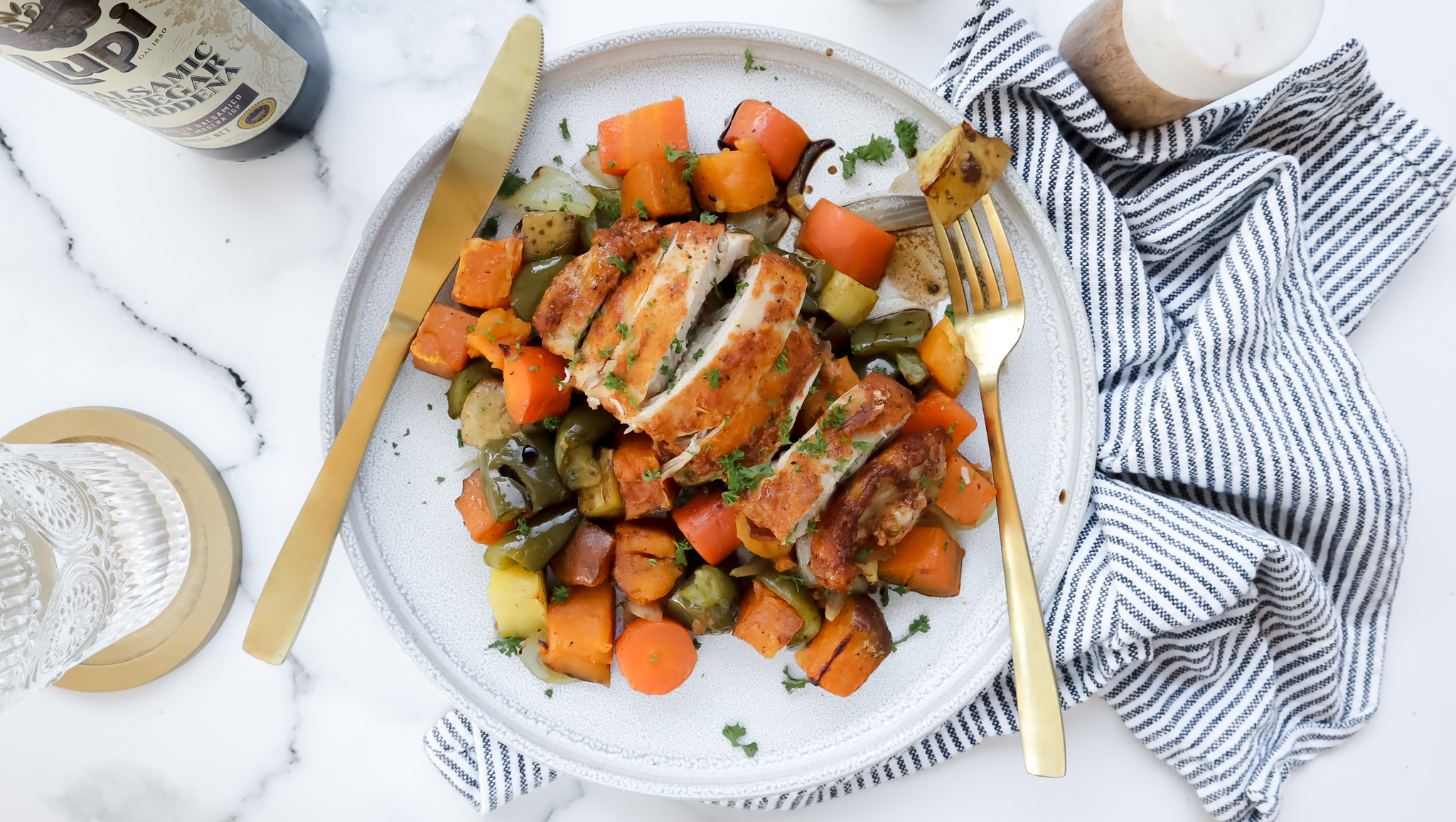 Southern style chicken & veggie roasties tray bake meal plans